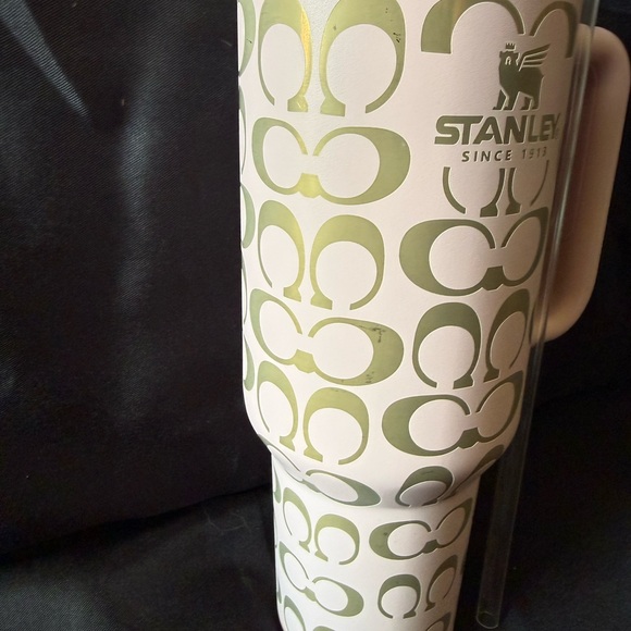 New Stanley 40oz Pink and Gold Custom Laser Engraved with Straw No Original Box - Picture 3 of 8